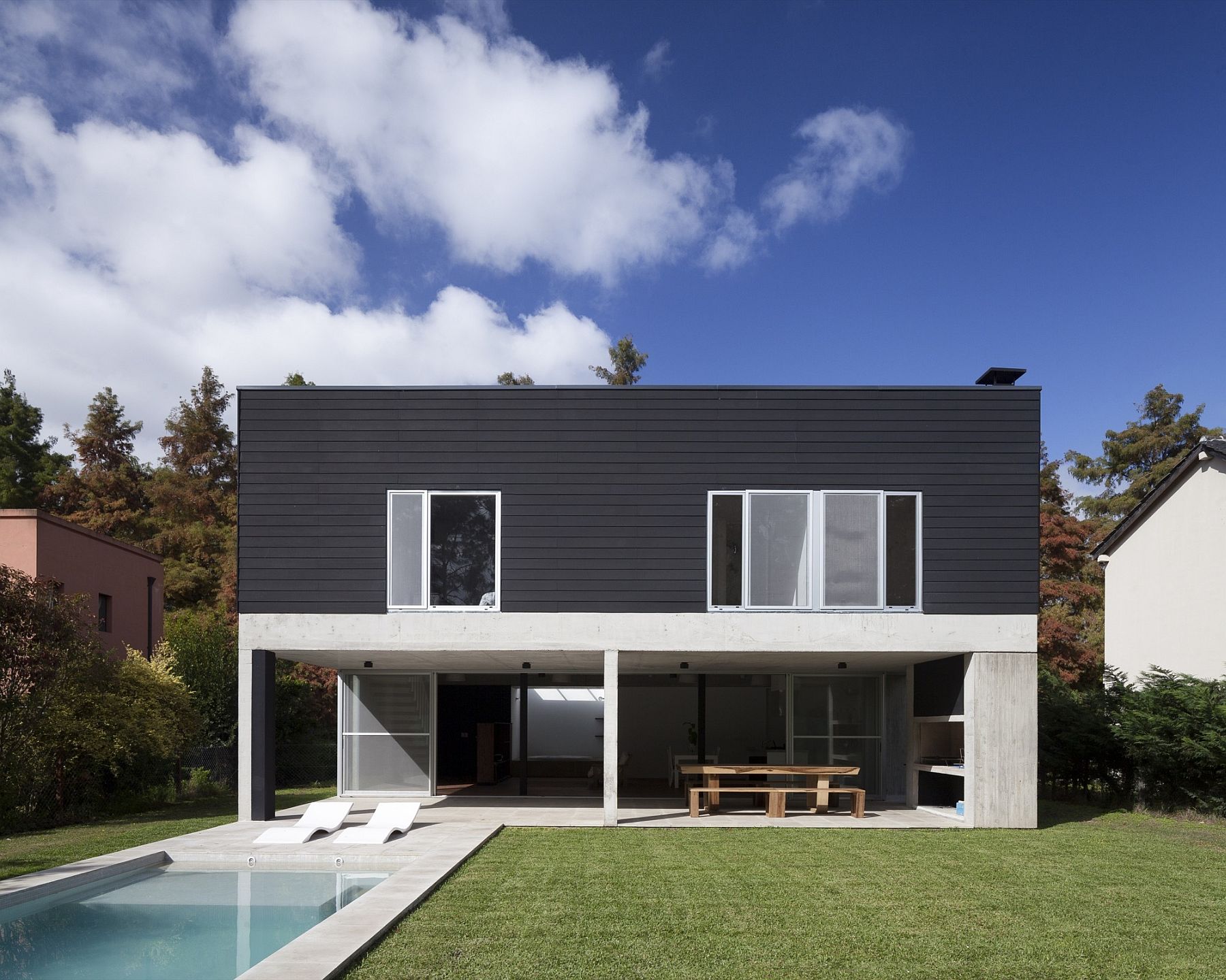 luxury minimalist house value 