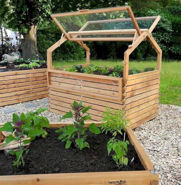 Beutiful DIY raised garden bed
