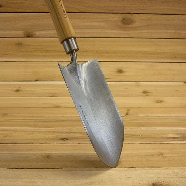 Half Round Transplanting Trowel By Sneeboer