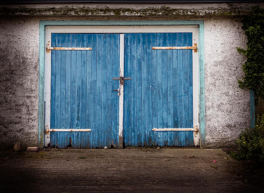 old gate old garage wooden door wooden gate wrought iron goal door input wood