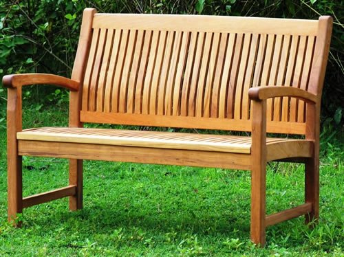 simple glinder bench for outdoor