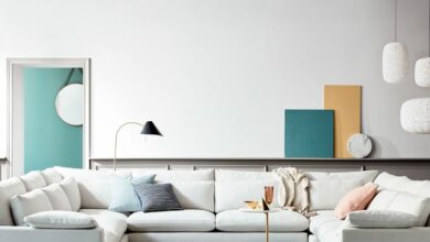 sofa pillow with sofa table
