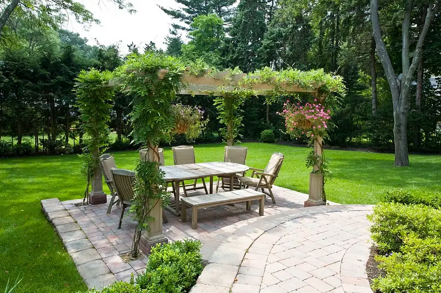 backyard dining area decoration