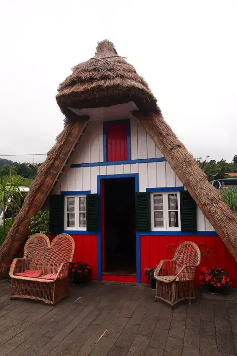 cottage reed portugal hut small house