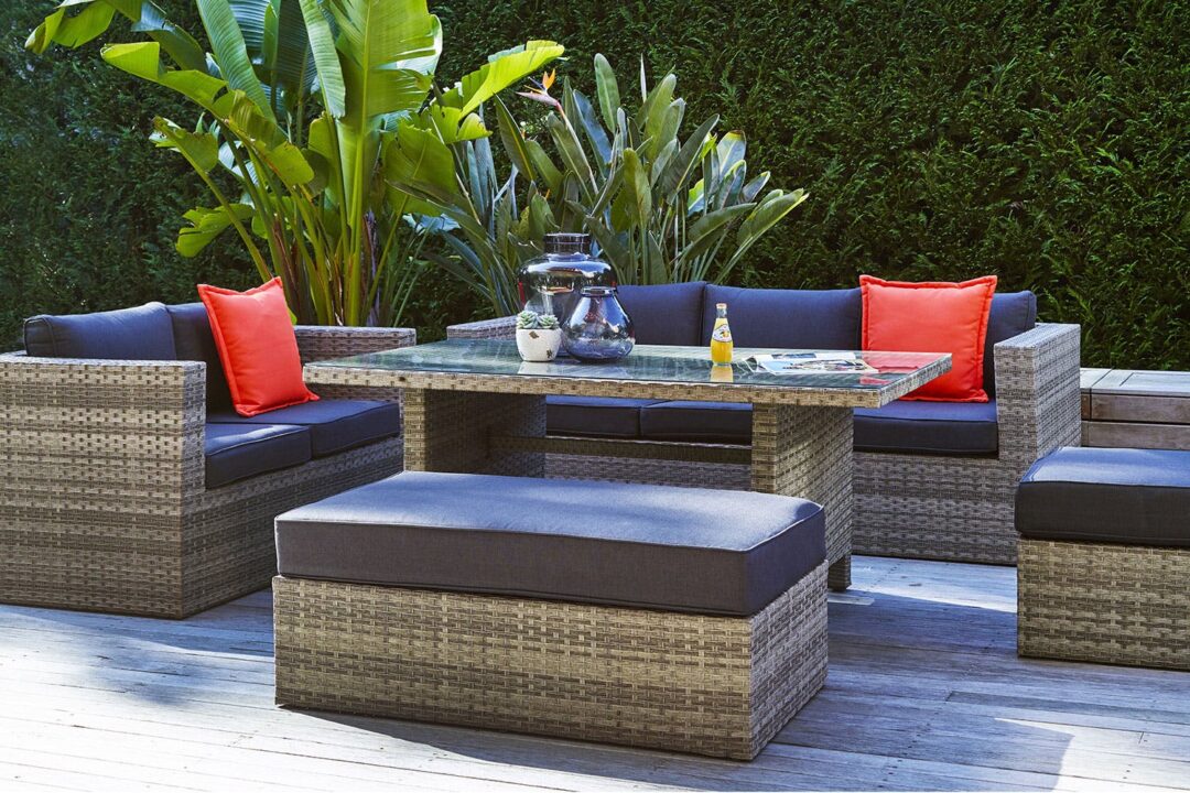 outdoor lounge design backyard