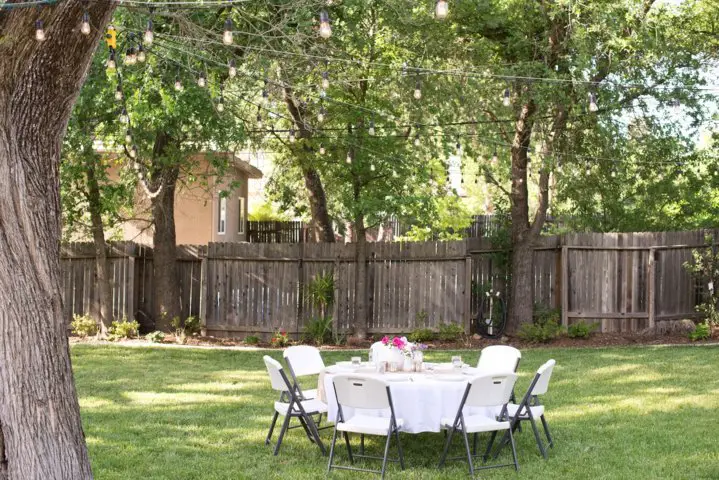 simple outdoor backyard dining room