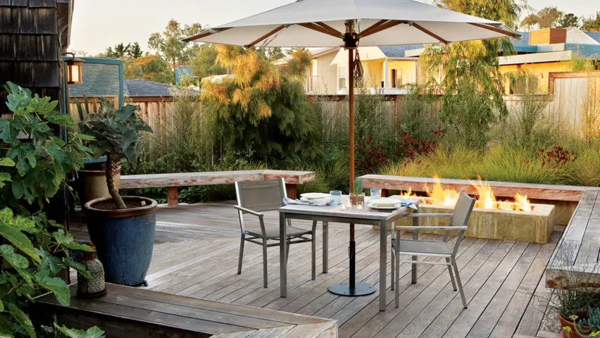 simple outdoor dining room