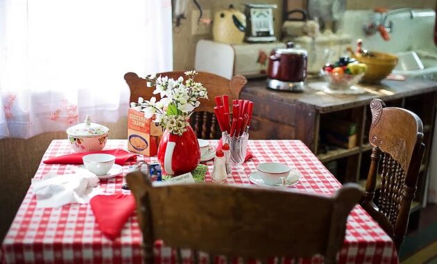 breakfast table kitchen table kitchen scene morning red