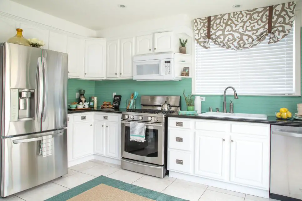 open shelving kitchen cabinet