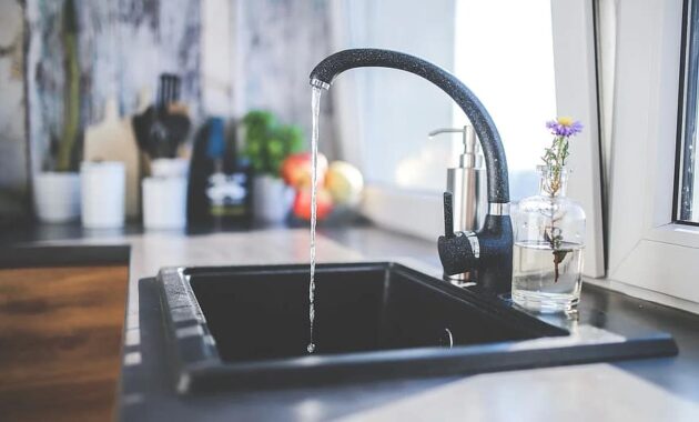 tap black faucet kitchen sink interior design modern water