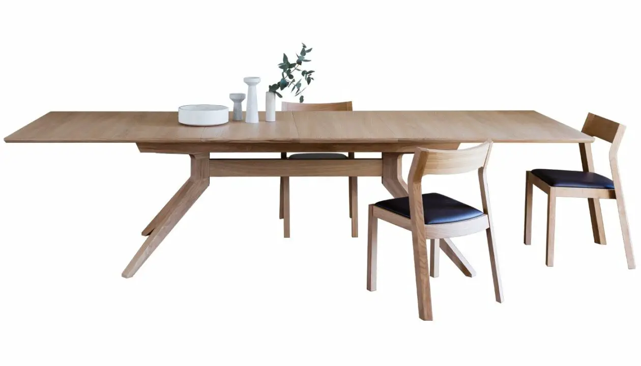 extendable dining table