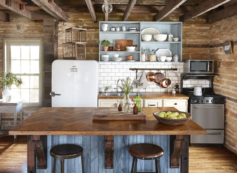 traditional kitchen layouts