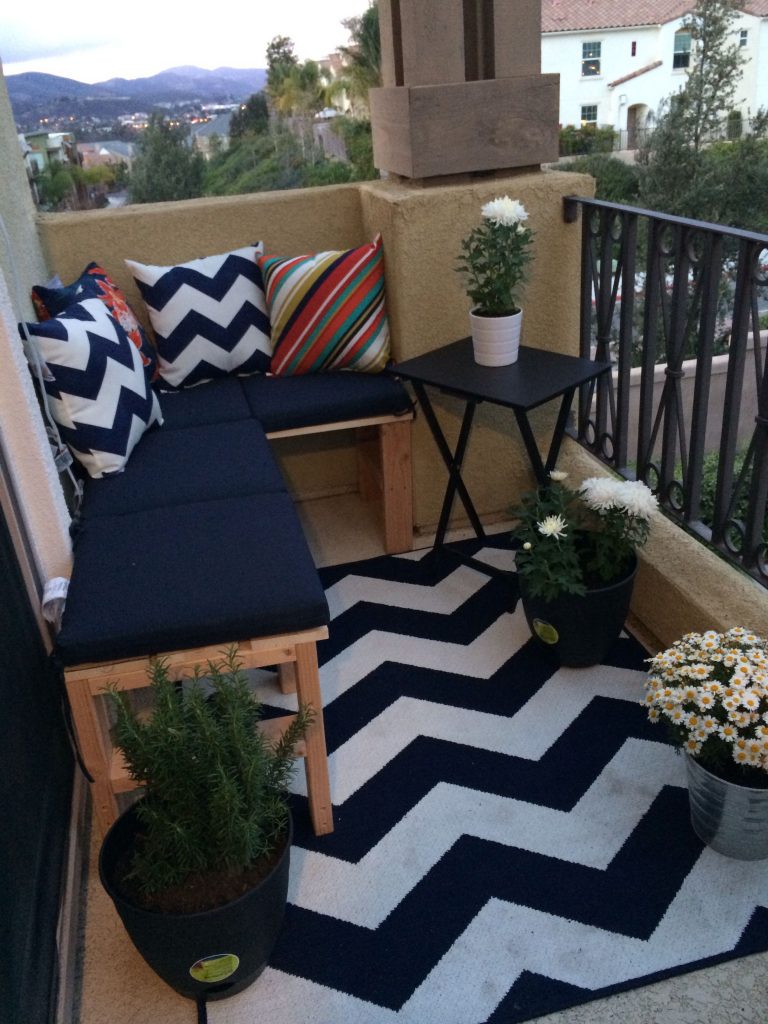 95-cozy-small-apartment-patio-ideas-low-med-budget