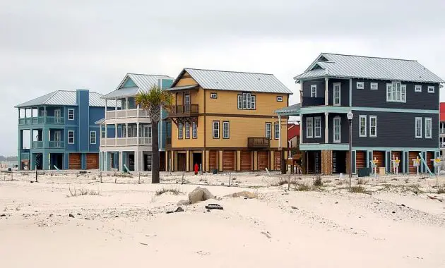 beach homes construction industry florida usa tropical climate multi family beach sand