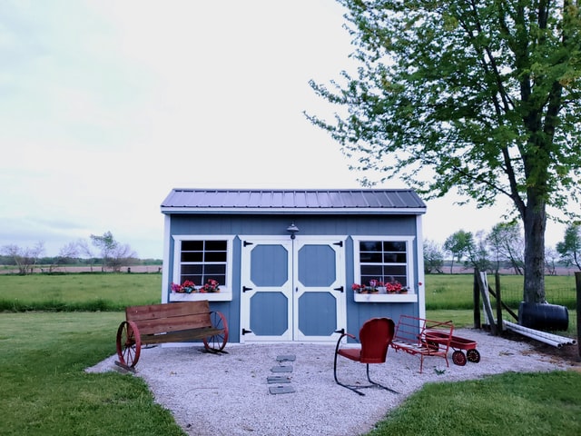 Backyard tiny house for studio