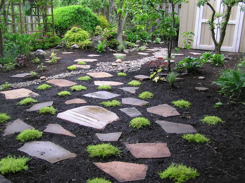 make different rock size for yard ideas