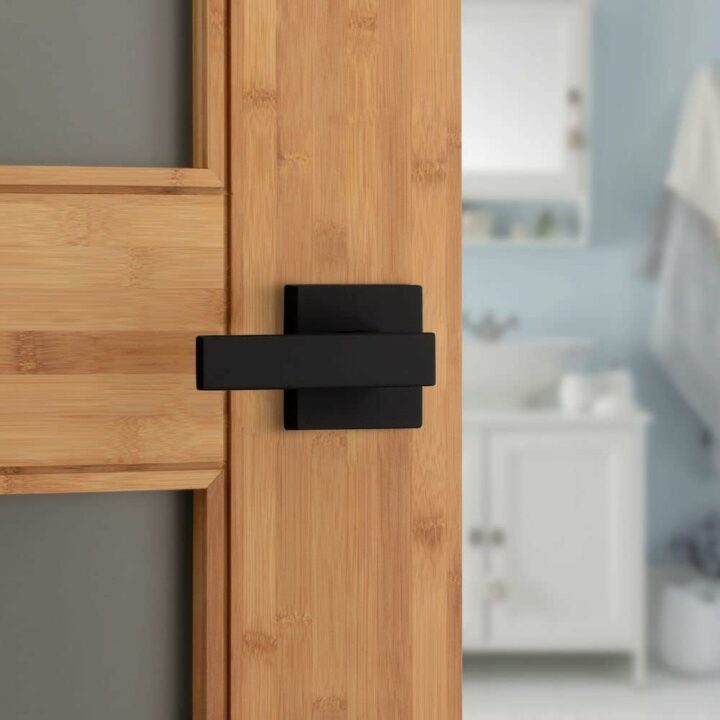 Black Square Lever Handle